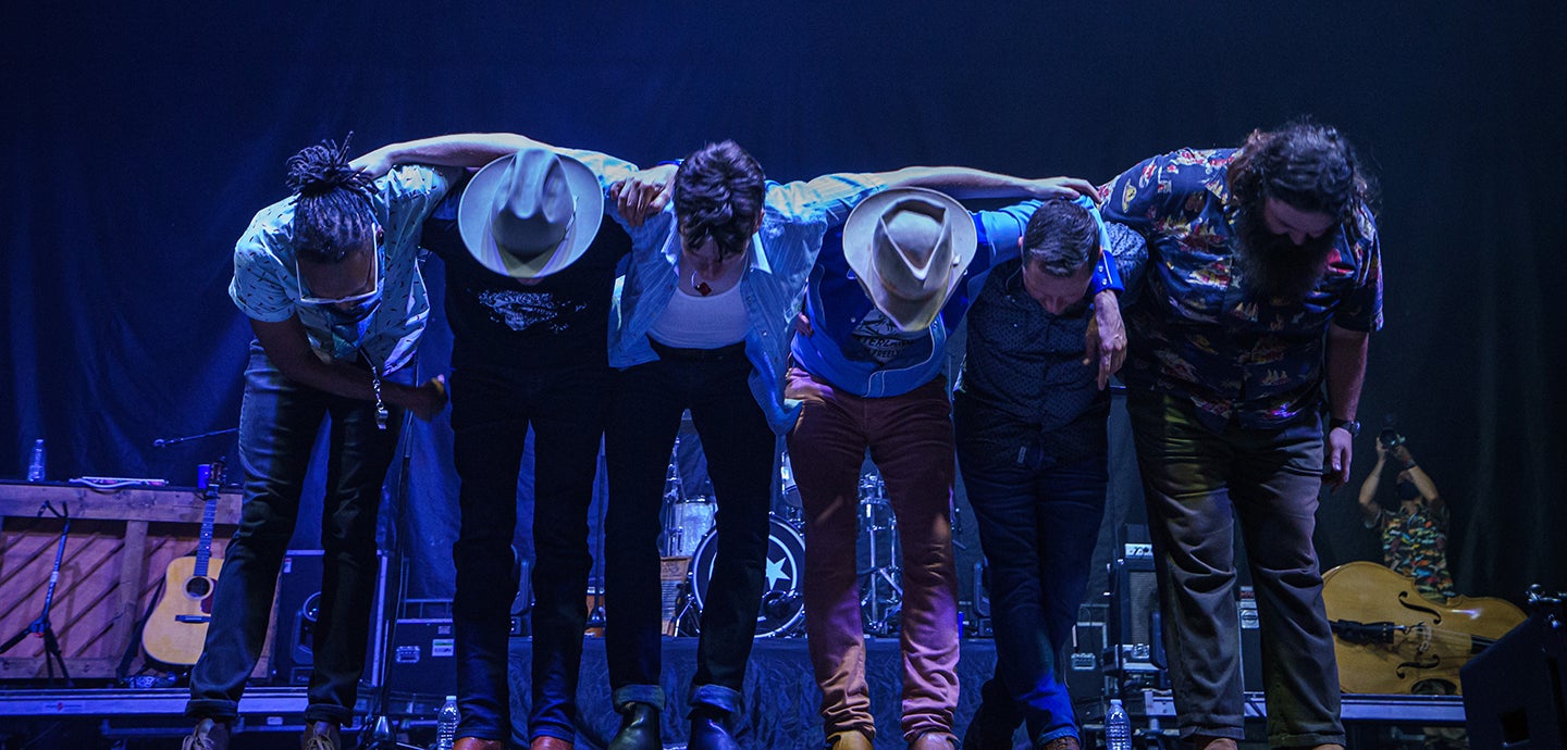 Old Crow Medicine Show Paint This Town Tour Peace Center Official Site